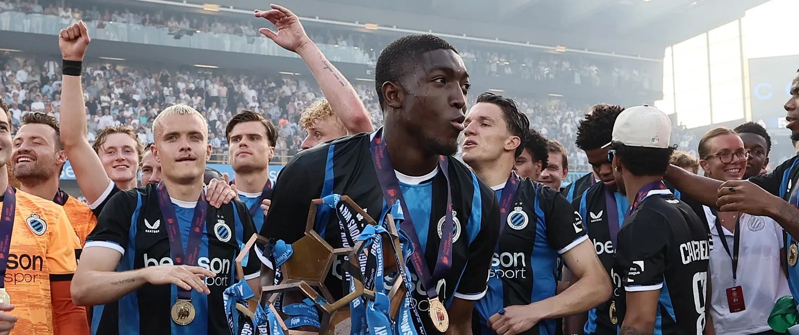 Joel Ordonez serait plus que jamais proche de rejoindre la Premier League ! - Samuel Guadi