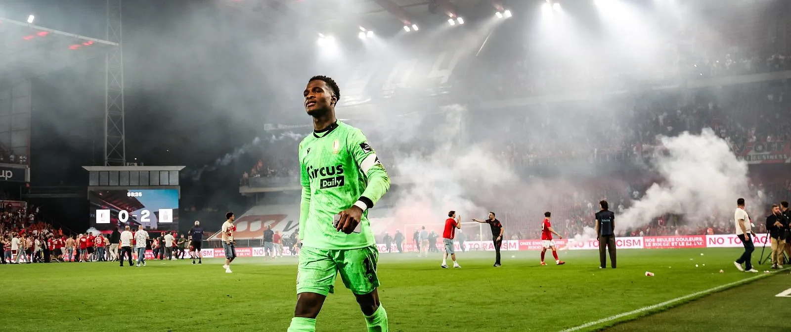« Je ne suis pas allé provoquer les fans de Charleroi » : Matthieu Epolo rétablit sa vérité - Samuel Guadi