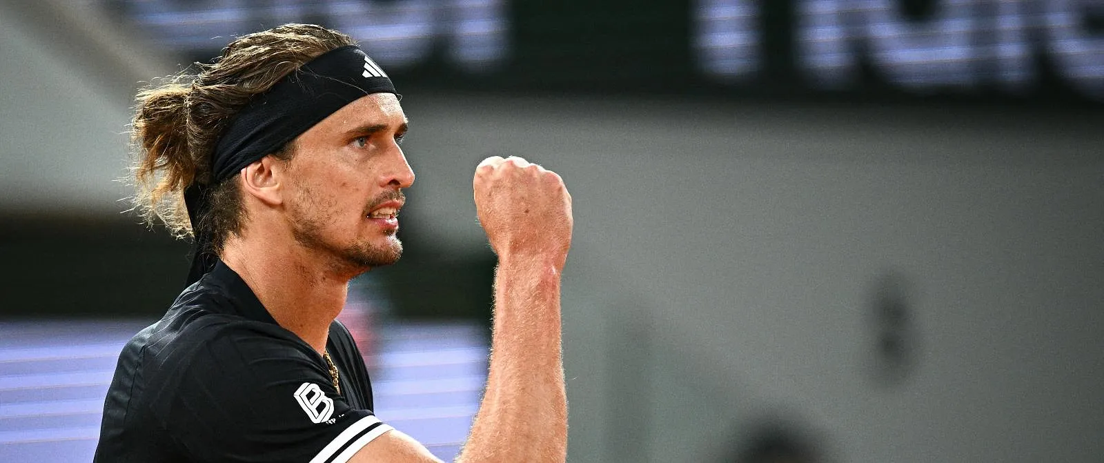 Alexander Zverev balaye la surprise Rafael Jodar en trois sets et rejoint les demi-finales de Roland ! - Belga