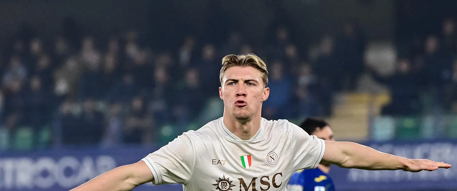 Rasmus Hojlund rejoint définitivement Naples : mauvaise nouvelle pour Romelu Lukaku ? - Circus Daily et Belga