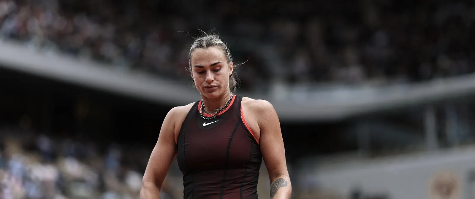 Coup de tonnerre à Roland-Garros : Sabalenka explose en plein vol et Shnaider file en demi-finale - Jérôme Jordens