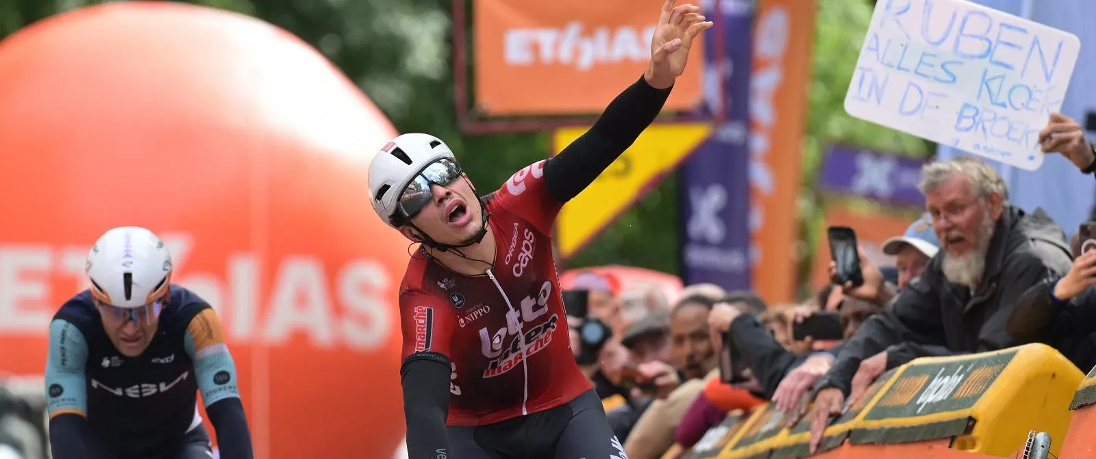 Arnaud de Lie remporte la quatrième étape du Tour de Wallonie ! - Belga