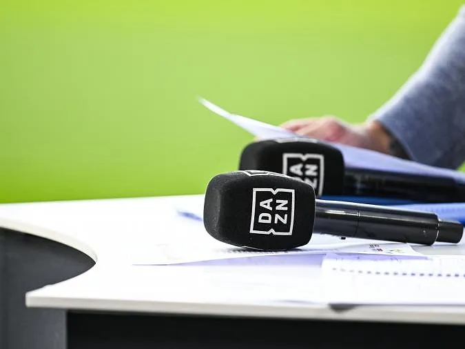 Rebondissement dans les droits TV du foot belge : Proximus revient en force… sans VOO/Orange