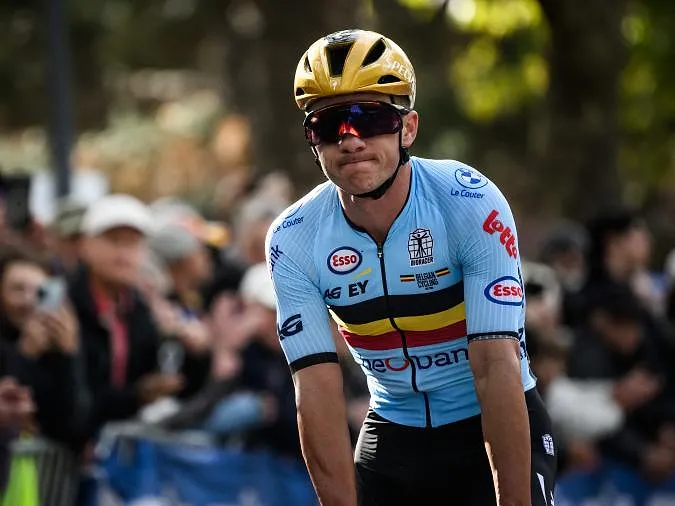 Remco lucide sur sa seconde place : « Il a encore été le plus fort sur le terrain »