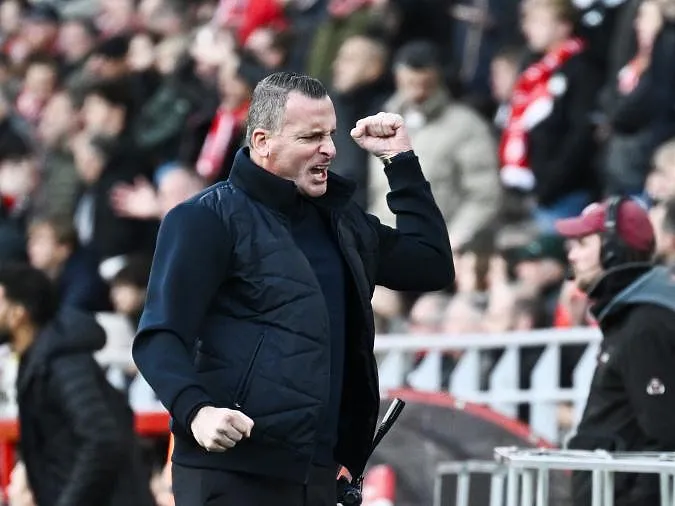 Après Pocognoli, Hayen ? Le coach du Club de Bruges est dans le viseur d’un club étranger !