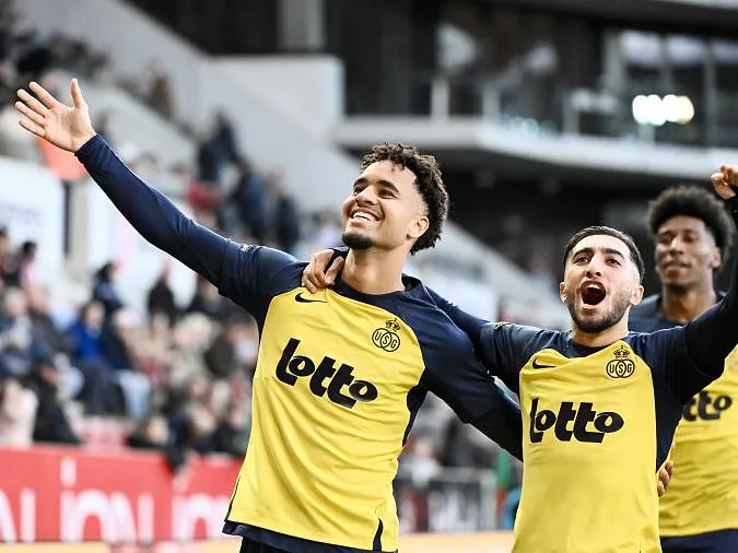 L’Union Saint-Gilloise conforte sa place de leader en s’imposant 1-4 à Zulte Waregem
