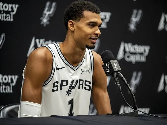 Absence de plusieurs semaines pour Victor Wembanyama : le DPOY en danger