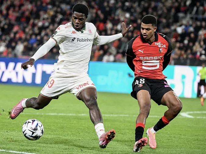 Le Standard serait sur le point de recruter un nouvel offensif en provenance de Nice