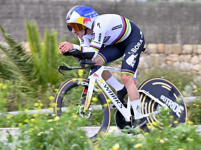 La passe de 3 pour Remco ! Le belge a remporté le Trofeo Andratx-Pollença et signe un début de saison parfait