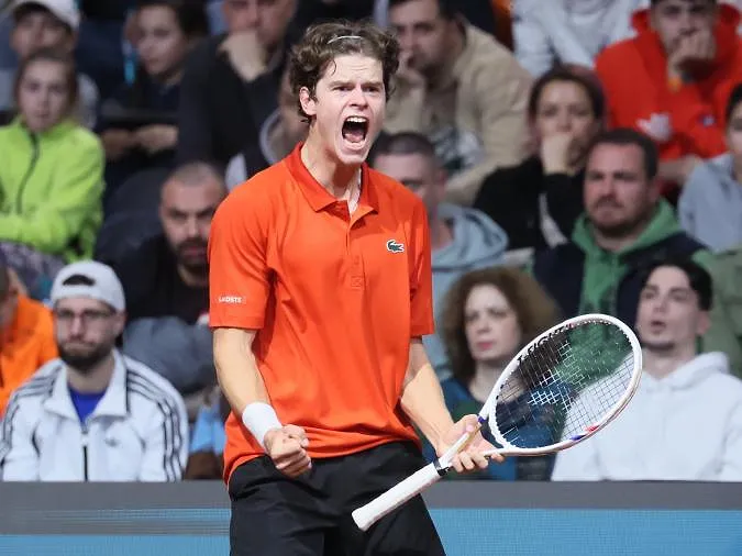 Alexander Blockx gagne difficilement son simple mais place la Belgique en position de victoire