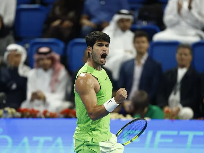 Carlos Alcaraz écarte Rublev et retrouvera Arthur Fils en finale à Doha