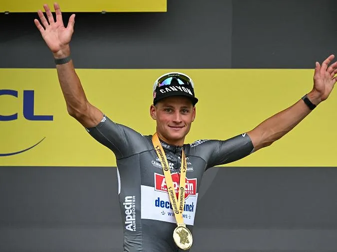 Circuit Het Nieuwsblad : Mathieu van der Poel lancera sa saison sur route au « Nieuwsblad »