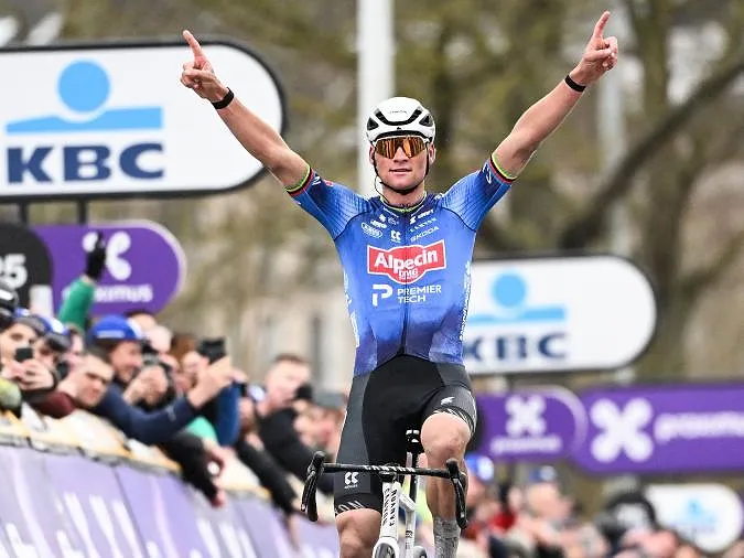 Mathieu Van der Poel brille et remporte le Circuit Het Nieuwsblad !