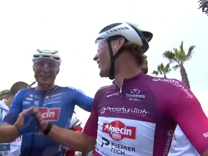 Mathieu van der Poel encore vainqueur à Tirreno-Adriatico : sa réaction d’après-course !