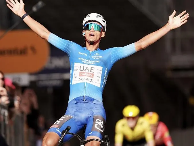 Isaac Del Toro met tout le monde d’accord et remporte la 6ème étape du Tirreno-Adriatico !