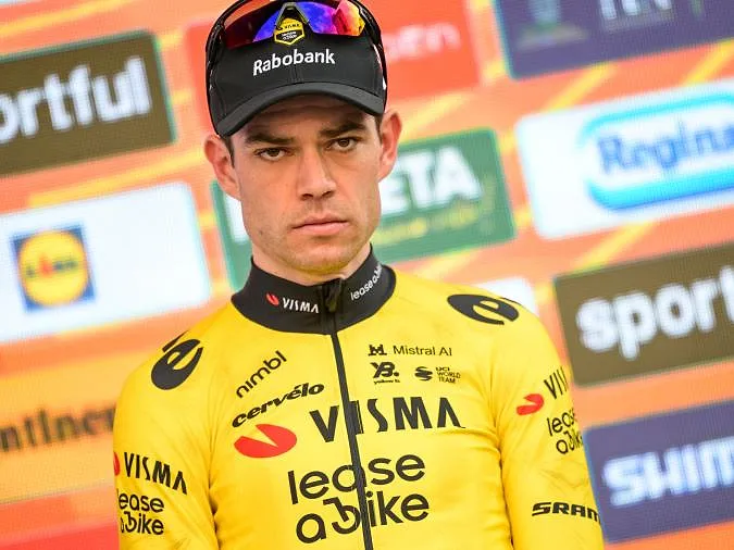 Van der Poel n’était « plus très bien », Van Aert se dit « content de ce podium »