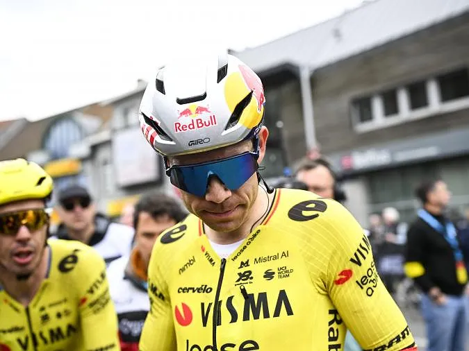 « C’est dommage que je n’aie pas pu jouer le même jeu » : Van Aert pointe le facteur qui a tout changé