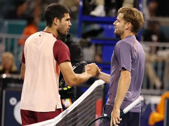 Le beau geste du week-end : Alcaraz applaudit Goffin qui dispute son dernier Monte-Carlo