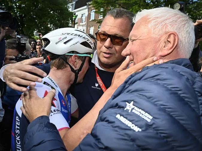 « Ils ont préféré prendre l’argent » : Patrick Lefevere sans filtre sur Remco Evenepoel et Soudal