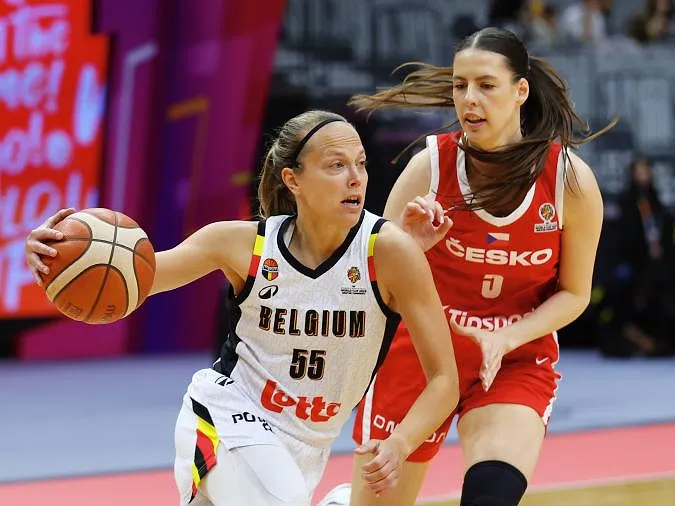 « Je voulais quitter Los Angeles » : Julie Allemand bientôt sous les couleurs de Toronto