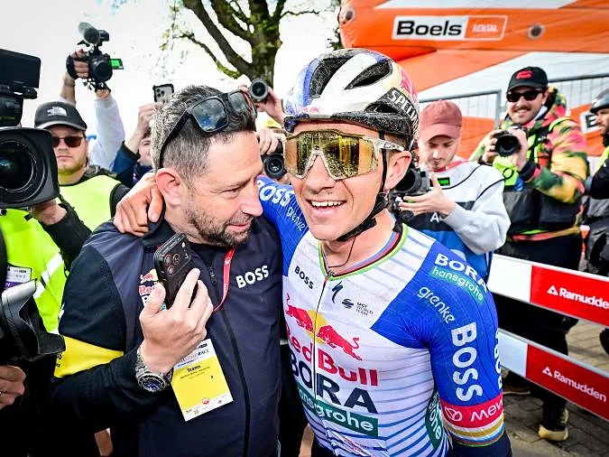 Amstel Gold Race : « Cela signifie beaucoup pour moi », Remco Evenepoel savoure son succès