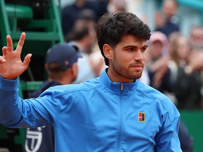 « Le prochain examen sera décisif » : Carlos Alcaraz jette le doute sur sa participation à Roland-Garros