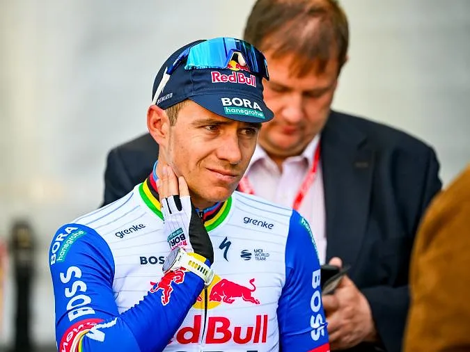 « C’était une situation très très bizarre » : Remco Evenepoel mitigé après sa 3ème place à Liège-Bastogne-Liège