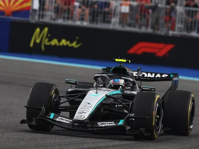 GP Miami : Kimi Antonelli décroche une 3e victoire de rang devant les McLaren de Norris et Piastri
