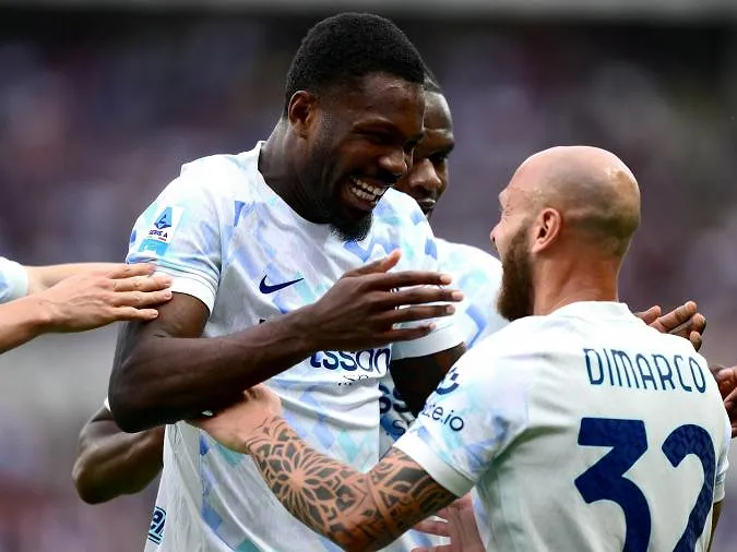 L’Inter Milan est champion de Série A après son succès face à Parme (2-0) !