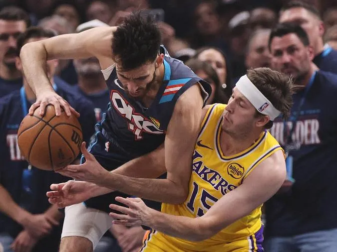 OKC et Ajay Mitchell prennent le large contre les Lakers, Detroit en fait de même contre Cleveland