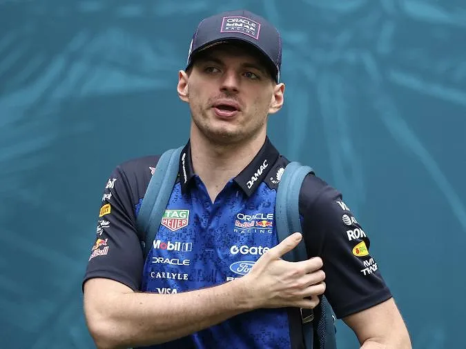 «J’ai vraiment hâte d’y être» : Max Verstappen impatient de rouler de nuit au Nürburgring