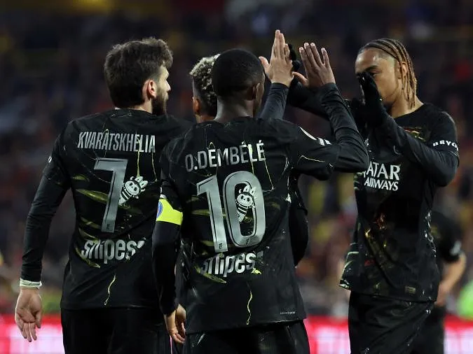 Le PSG s’impose à Lens (0-2) et est sacré champion de Ligue 1 !