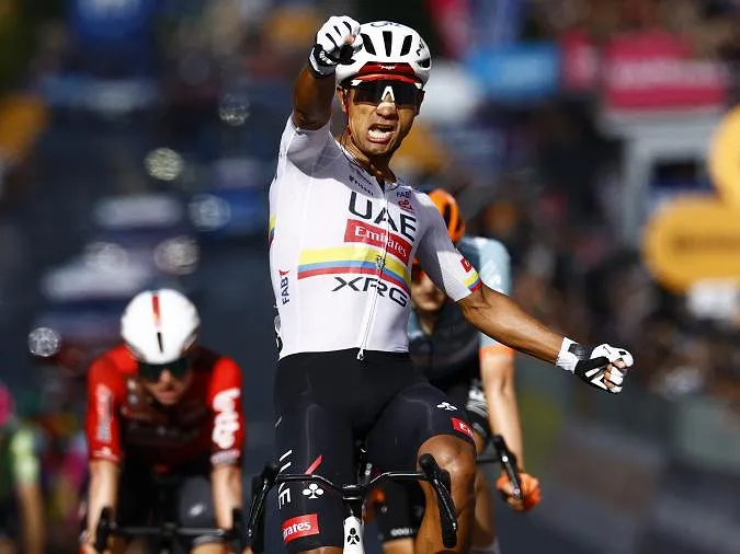 Giro 2026 : Jhonatan Narvaez remporte la 8ème étape au mur de Capodarco !