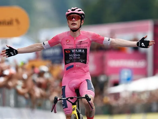 Giro : Jonas Vingegaard s’offre un 5e succès dans la 20e étape et accroit son avance au général