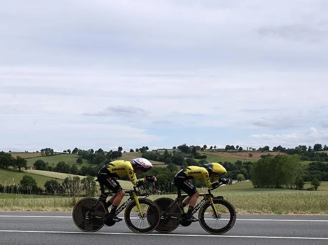 « C’est décevant » : Wout van Aert peu en forme sur le contre-la-montre au Tour Auvergne-Rhône-Alpes