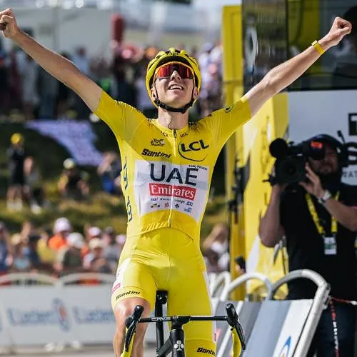 Twitter @LeTour