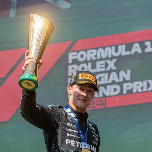 Heureux sur le podium.