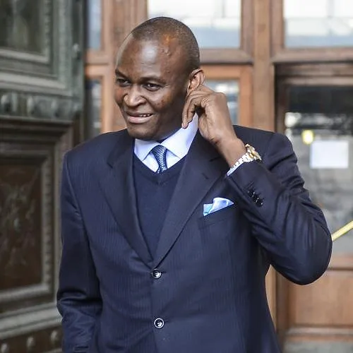 « Merci de m’avoir appris tout ce que je sais » : Romelu Lukaku rend hommage à son père Roger, décédé à 58 ans