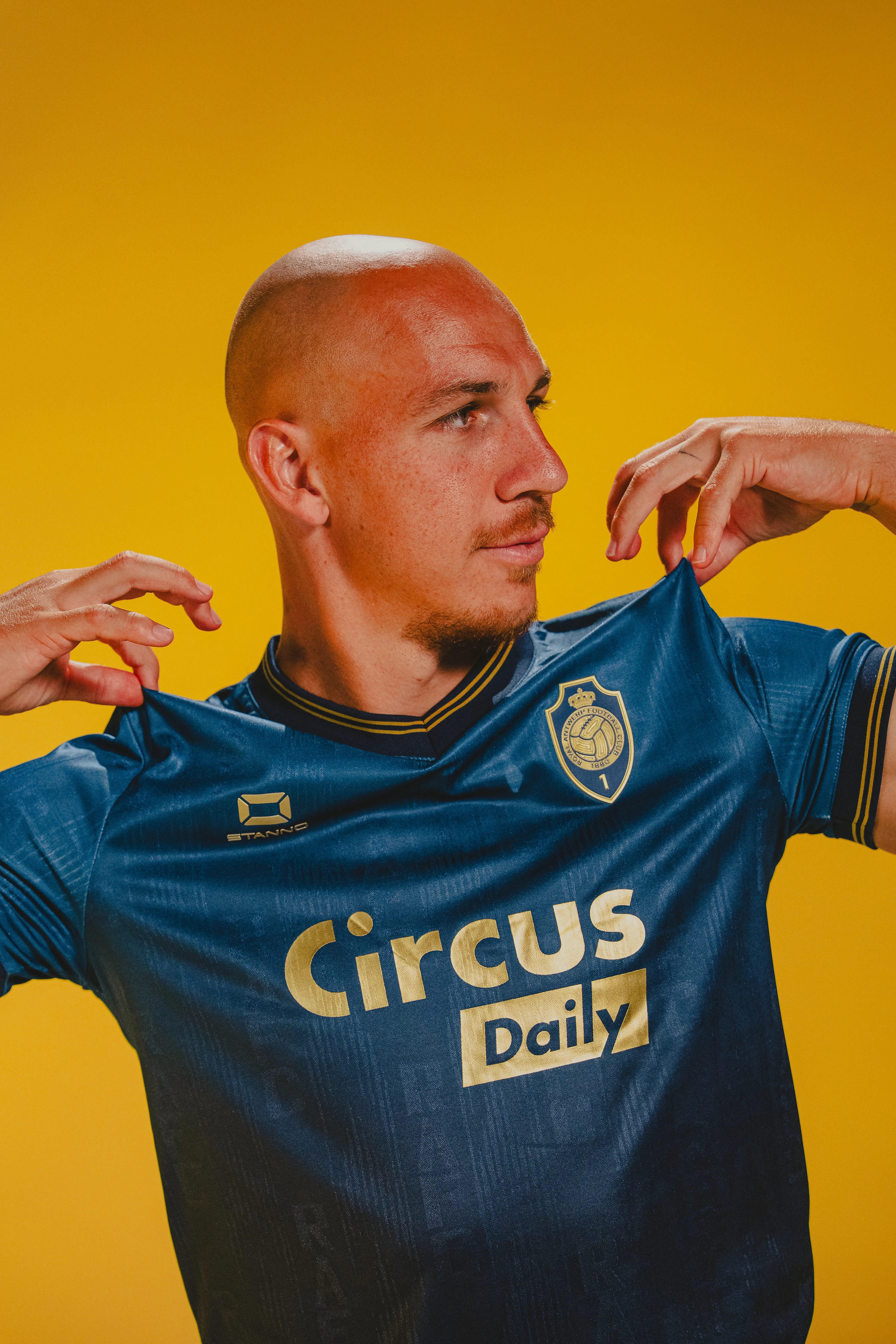 Ontdek het derde shirt van Antwerp voor het seizoen 2026-2027 ! - Circus Daily