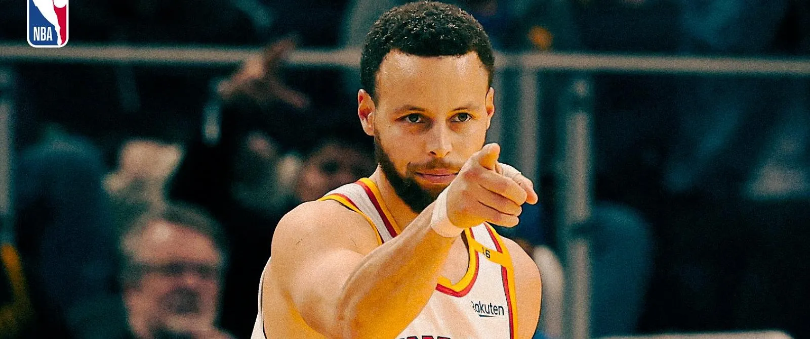 NBA: Stephen Curry zet op 36-jarige leeftijd een nieuw persoonlijk record neer! (video) - Tom Oliver