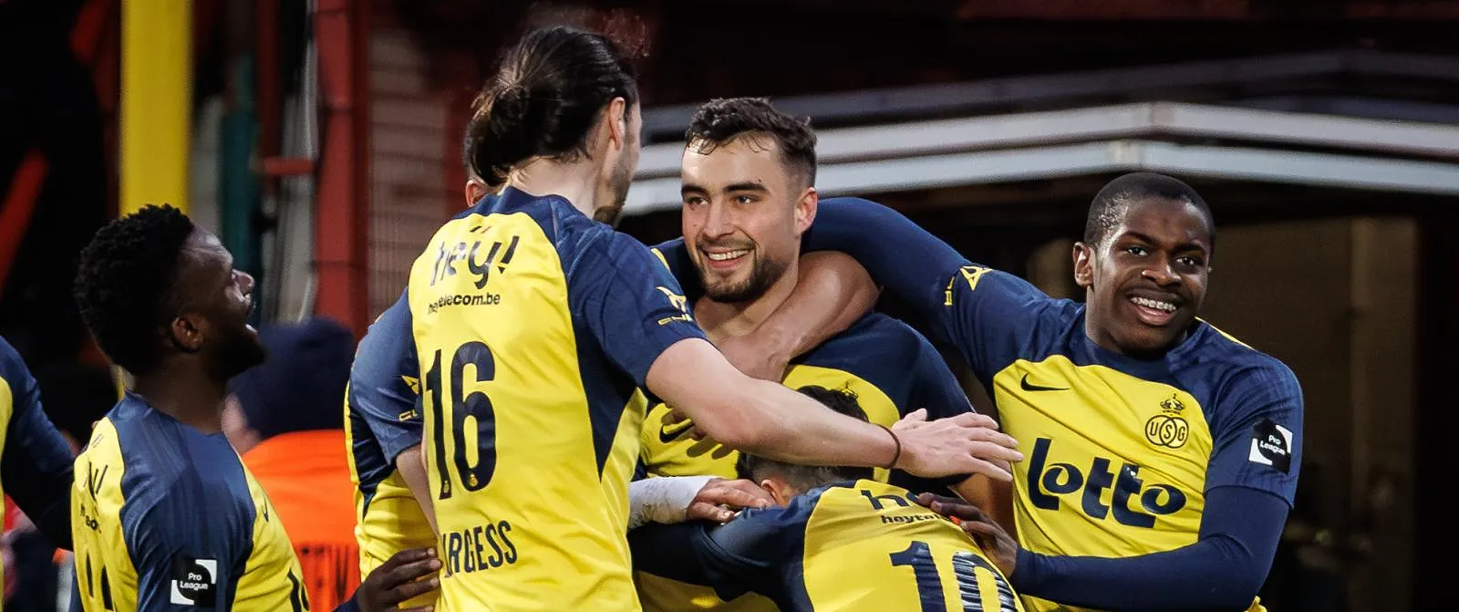 Pro League: Union wint eenvoudig van zwak Kortrijk (1-2) - Circus Daily