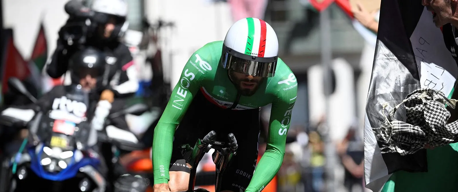 Vuelta: Ganna wint tijdrit, Almeida pakt tijdwinst op Vingegaard - Belga