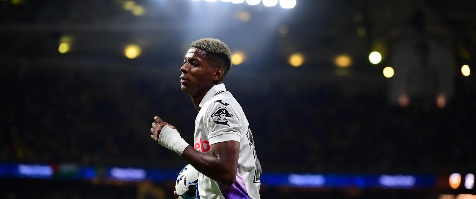 Nilson Angulo verlengt contract bij RSC Anderlecht - Belga