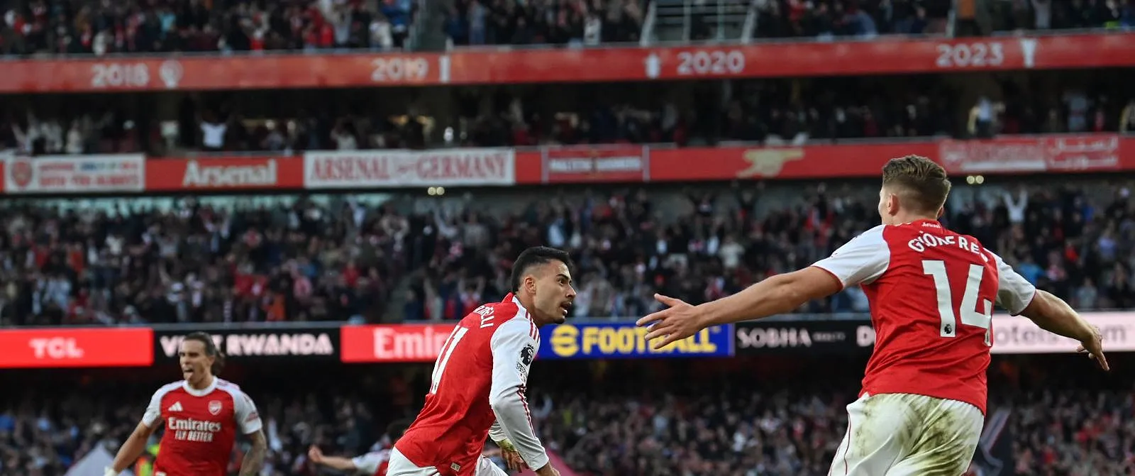 Martinelli sleept punt uit de brand voor Arsenal en Trossard tegen Man City en Doku - Belga