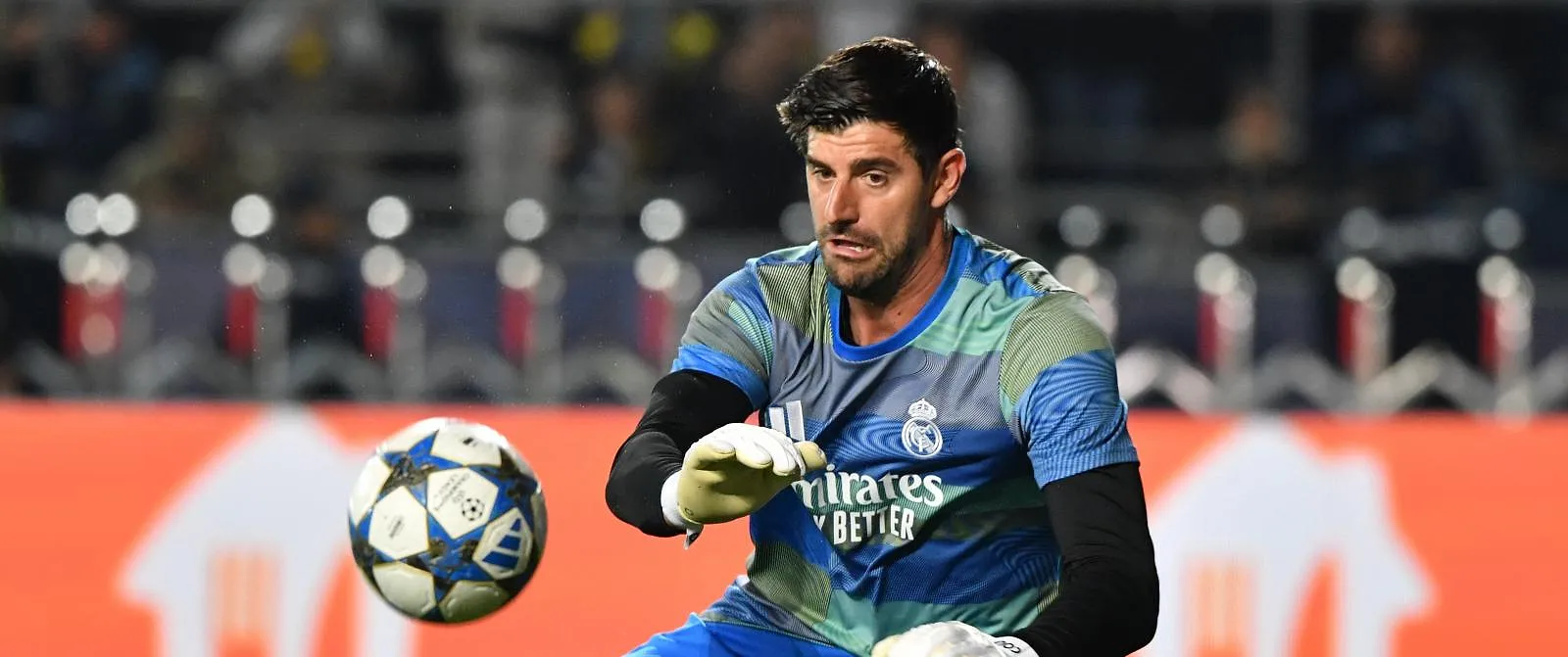 Courtois één avond kapitein in Almaty: «Heel ontroerend om de armband te dragen van de beste club ter wereld» - Circus Daily