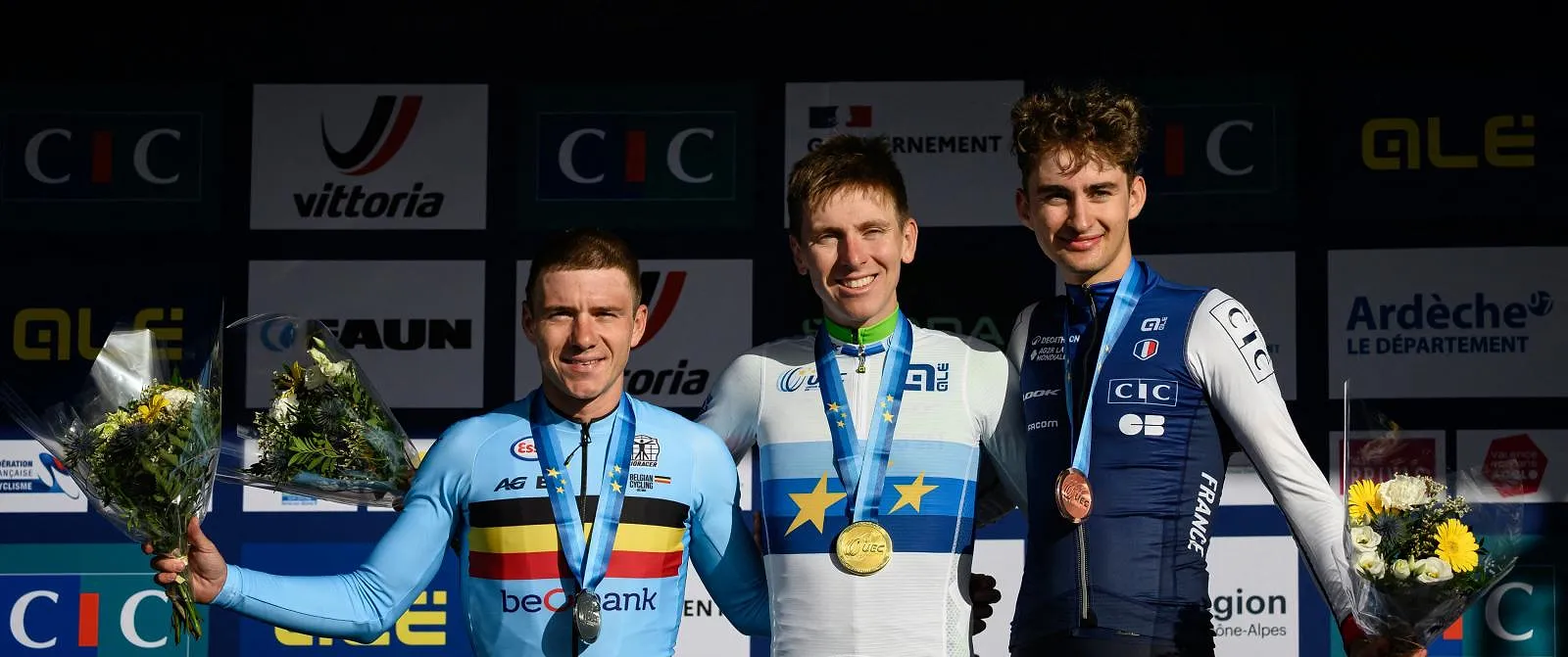 Is Paul Seixas sterker dan Remco Evenepoel op dezelfde leeftijd? - Circus Daily
