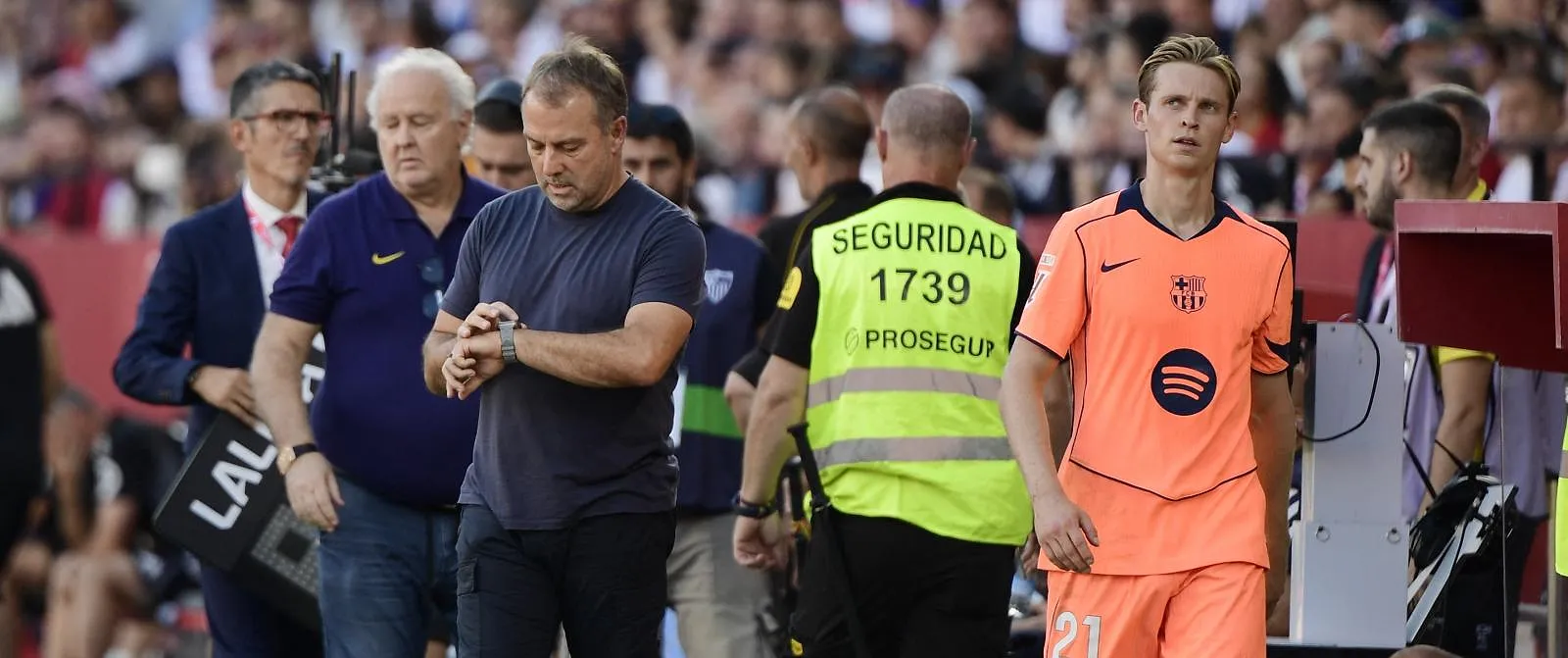 Barça-Villarreal verplaatst naar Miami: Frenkie de Jong haalt hard uit - Circus Daily