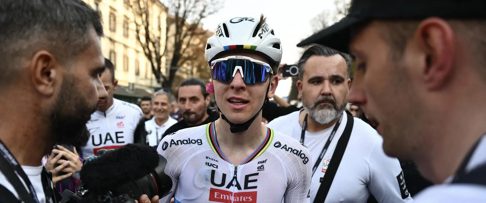 Tadej Pogačar heeft zijn twee grote doelen voor 2026 al vastgelegd: Milaan-San Remo en Parijs-Roubaix - Circus Daily