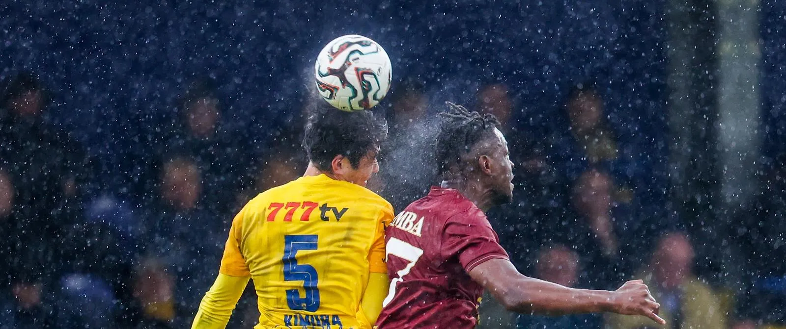 Westerlo knokt zich na rust naar een punt tegen rode lantaarn Dender - Belga