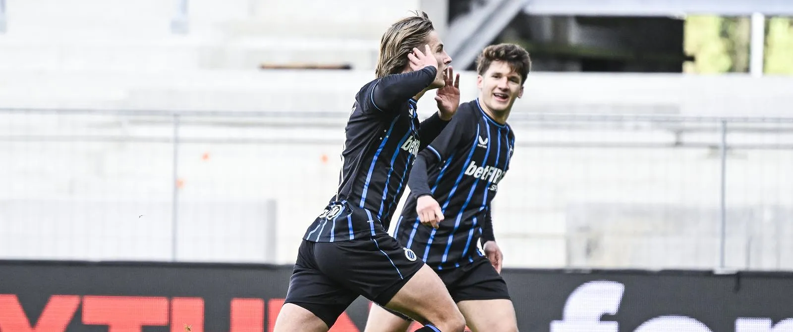 Club Brugge wint op Antwerp en komt voorlopig naast Union aan de leiding - Circus Daily